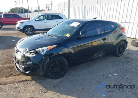 2016 Hyundai Veloster z USA, uszkodzony, nr VIN KMHTC6AD8GU280189